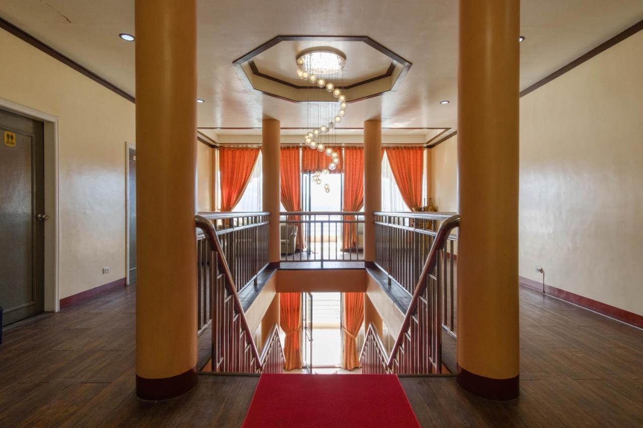 เรดดอร์ซ พลัส แอท ซีบอร์น โฮเต็ล ซูบิก ซัมบาเลส Hotel ภายนอก รูปภาพ