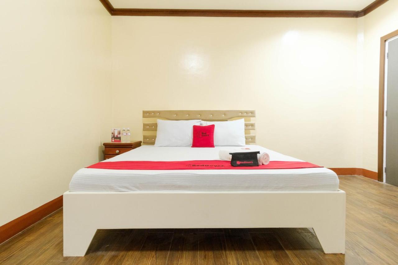 เรดดอร์ซ พลัส แอท ซีบอร์น โฮเต็ล ซูบิก ซัมบาเลส Hotel ภายนอก รูปภาพ